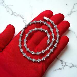 14 K White Gold Diamond Starburst D 092